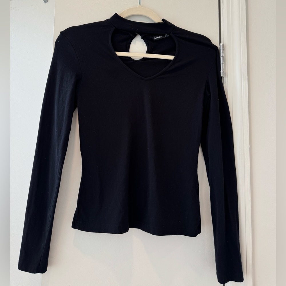 Bershka Black Top with a Choker Cut-Out